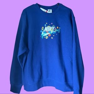 NWT NIKE Crewneck